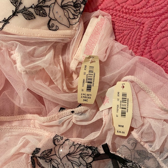 NEW Victoria's Secret Babydoll 34C - M - Picture 2 of 3